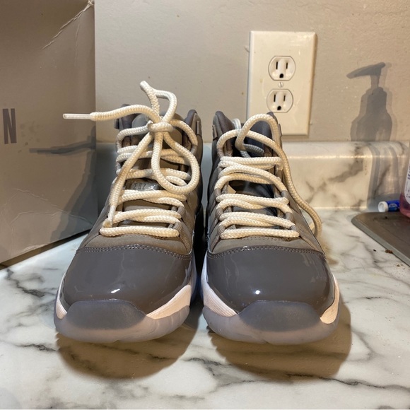 Air Jordan 11 cool grey GS new - Picture 6 of 8